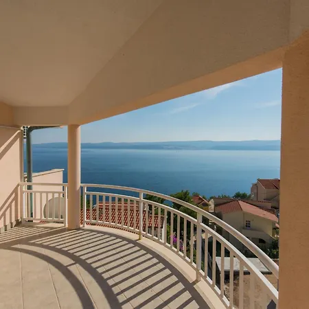 Pero 3 Min Walk To The 3* Lokva Rogoznica