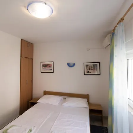 Pero 3 Min Walk To The 3*