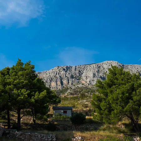 Frühstückspension Pero 3 Min Walk To The Lokva Rogoznica