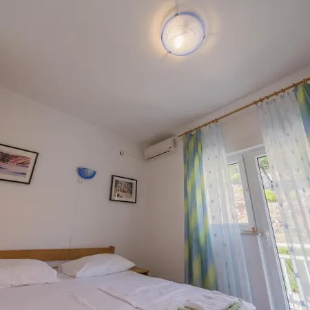 Pero 3 Min Walk To The Frühstückspension