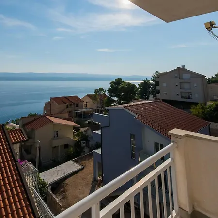 Pero 3 Min Walk To The Frühstückspension Lokva Rogoznica