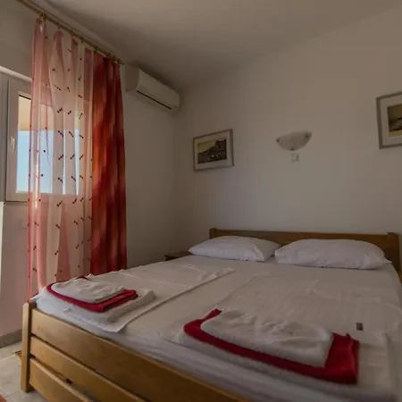 Frühstückspension Pero 3 Min Walk To The 3*