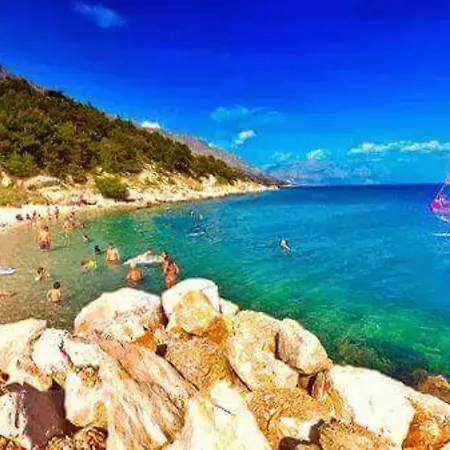 Pero 3 Min Walk To The