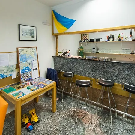 Pero 3 Min Walk To The Frühstückspension