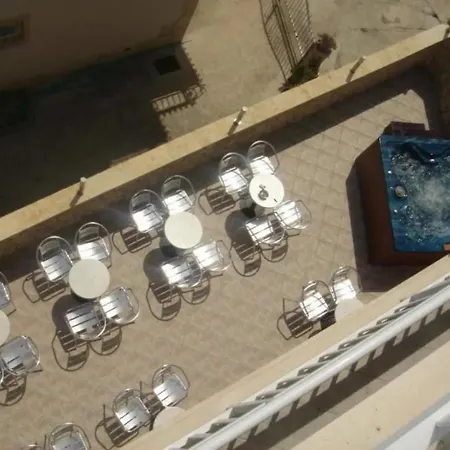 Pero 3 Min Walk To The Frühstückspension 3*