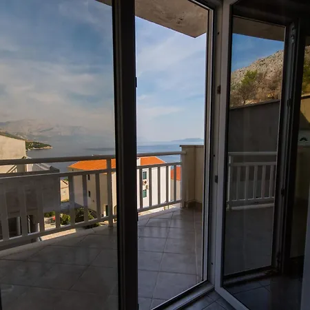 Pero 3 Min Walk To The 3* Lokva Rogoznica