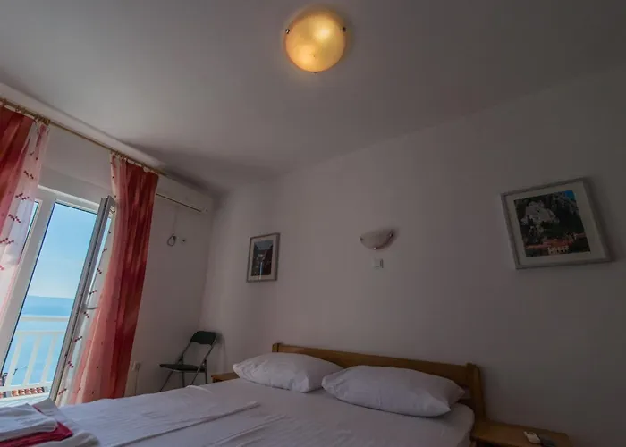 Pero 3 Min Walk To The Frühstückspension